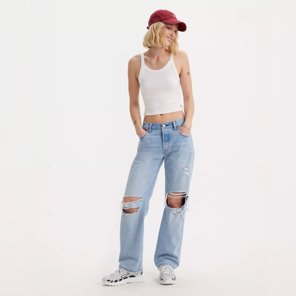 Levi’s 501 ‘90s Totally OK Distressed Straight Jeans Womens 26 Light Wash NWT FP
